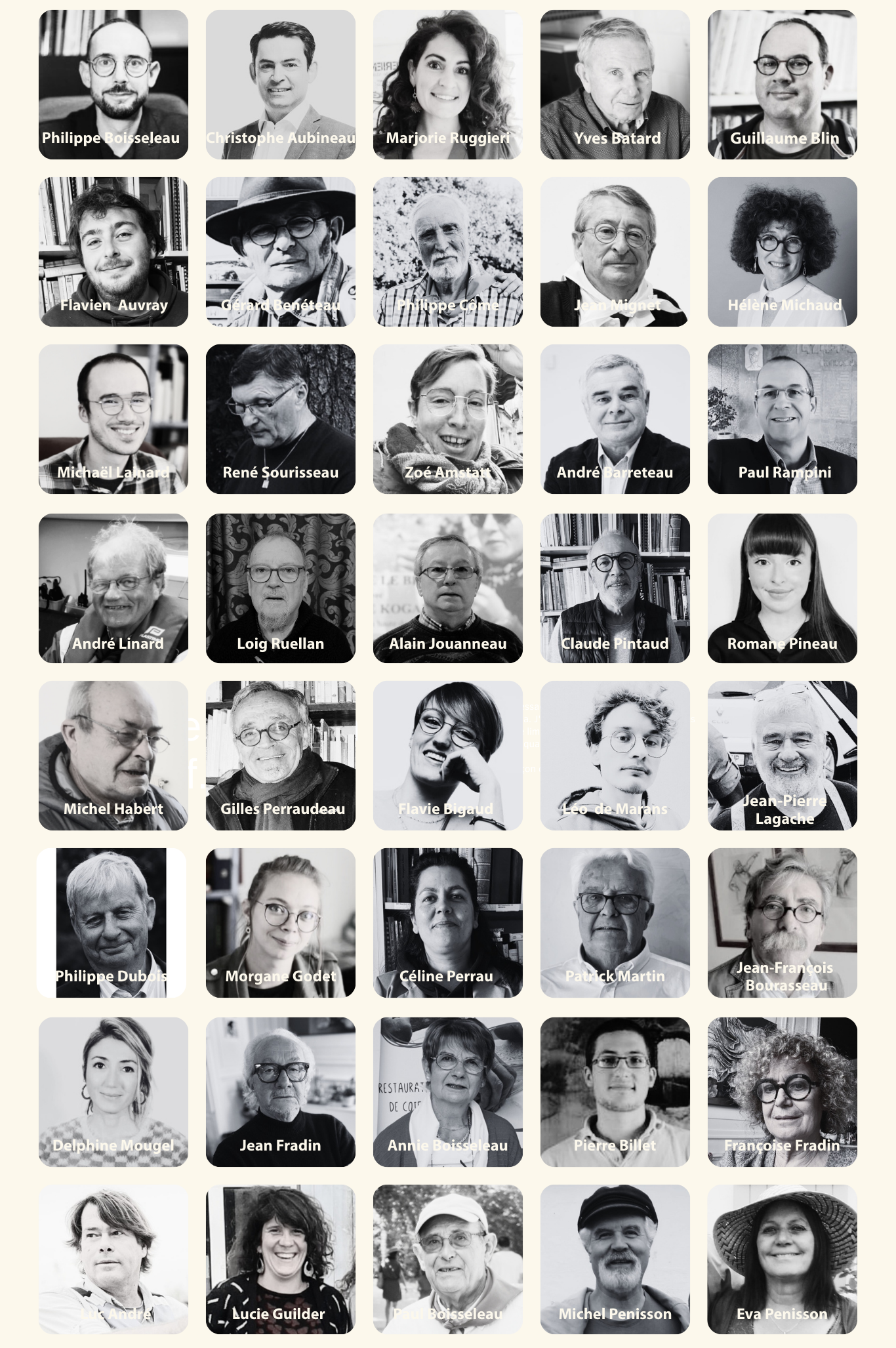 Blanc et Noir Simple Foncé Conception Portfolio Site Web (Site Web)-14